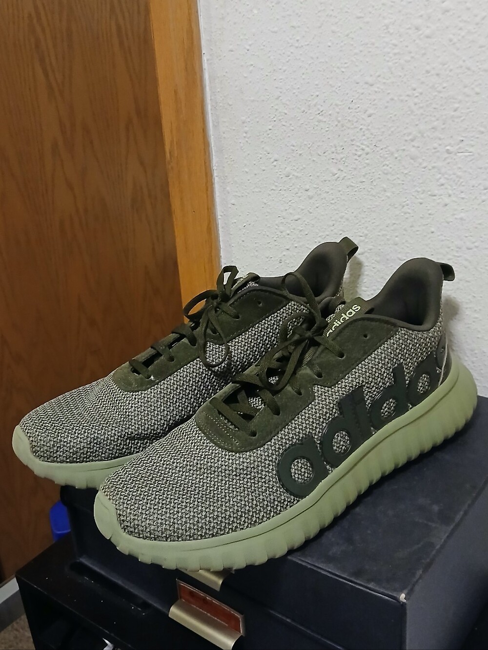 Adidas Cloudfoam Men’s Sneakers Olive Green Gray Knit Size 11.5 (2025)